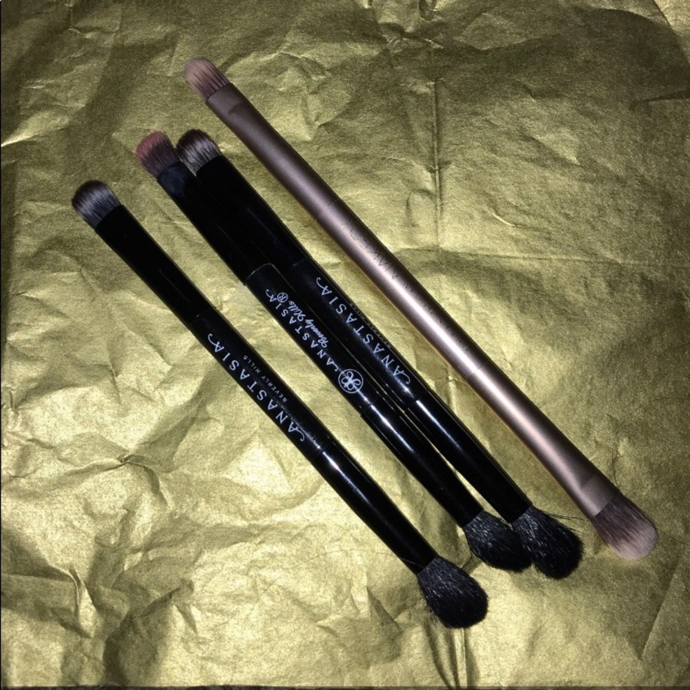 Makeup Brushes AbH UD